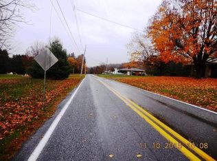 2015 Boltz Ln, Lebanon, PA 17046