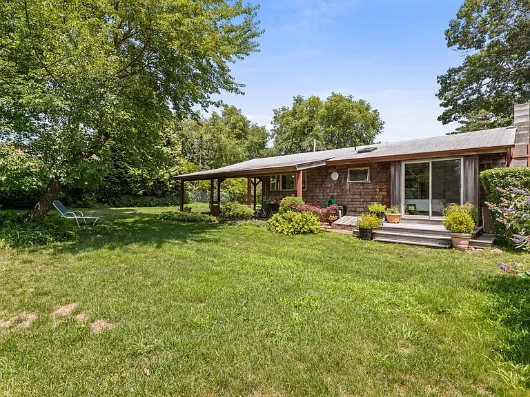1 Gegan Dr — Photo 24