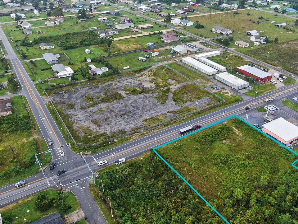 2nd image of 2820 Transmitter Rd