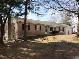 50 Crosswind Dr, Shrewsbury, PA 17361