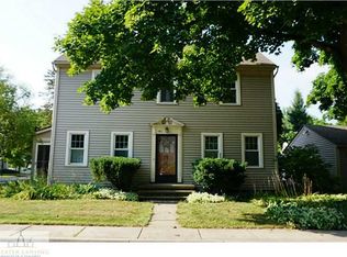 546 Meadowlawn Ave, East Lansing, MI 48823