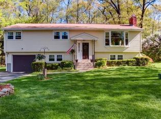 41 Brook St, Shrewsbury, MA 01545