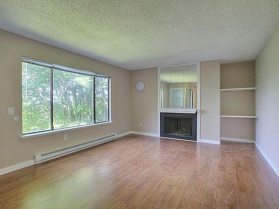 3rd image of 28617 16th Ave S APT A4