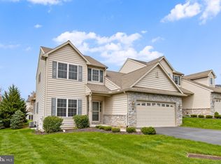 4 Stonecrest Trl, Elizabethtown, PA 17022