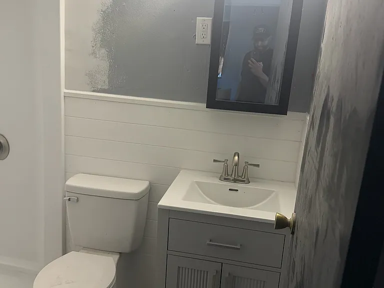 4113 Crest Dr #1 — Photo 3