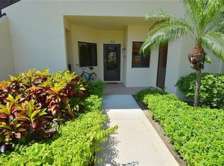 6860 SE Constitution Blvd APT 104, Hobe Sound, FL 33455
