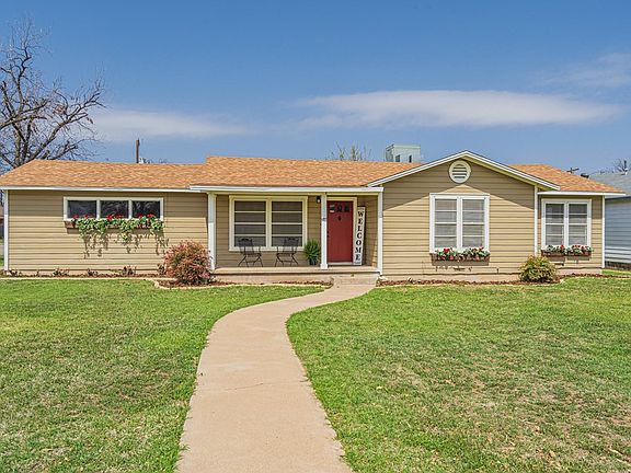 3rd image of 2220 W Avenue K