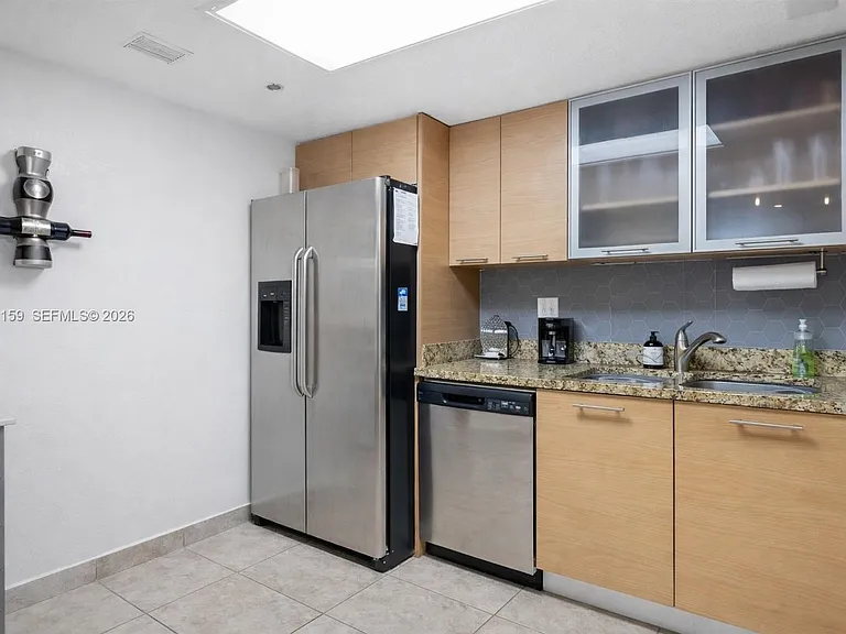 3300 NE 192nd St #16 — Photo 11