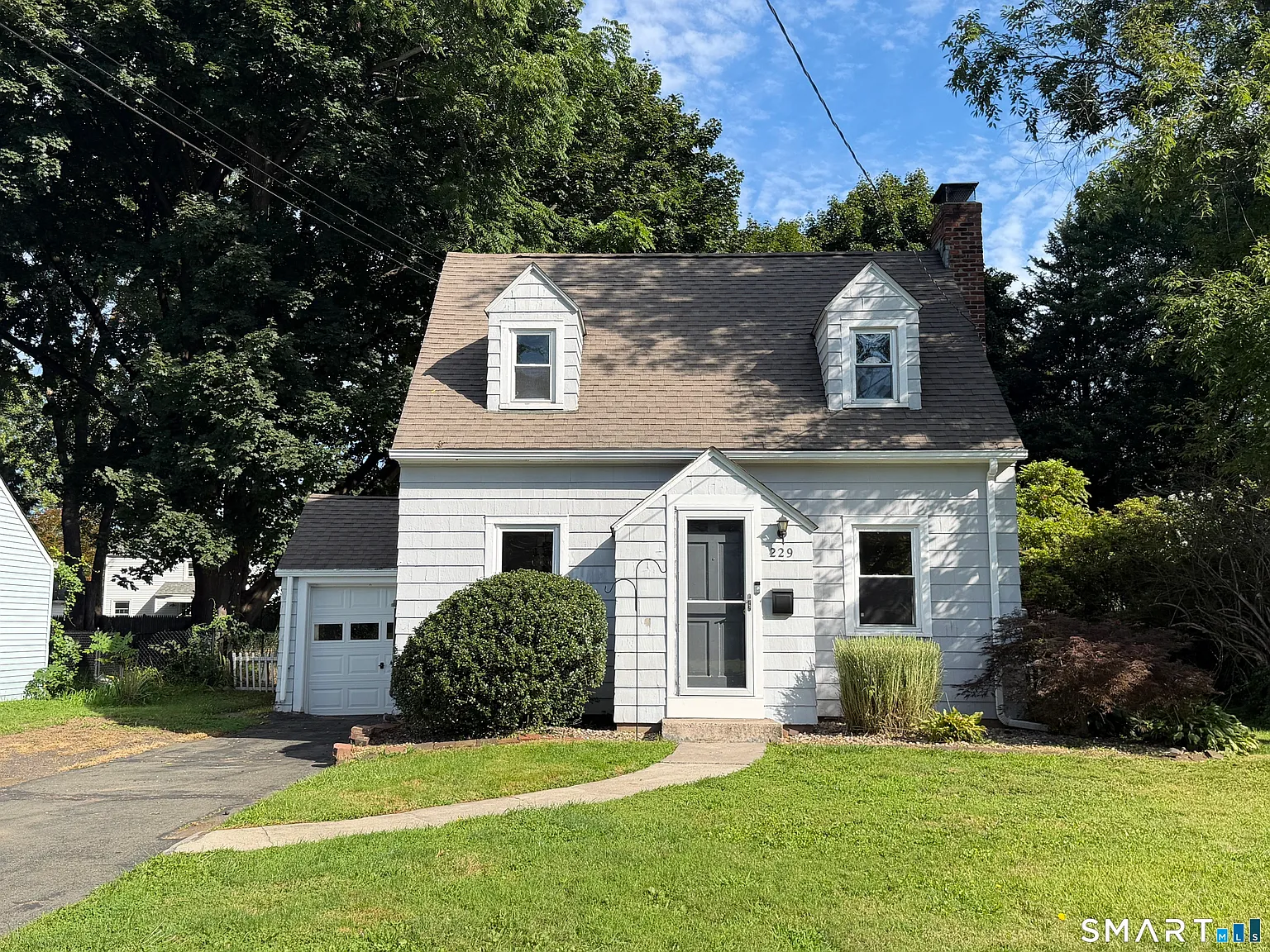 2 bed, 1.0 bath, 899 sqft, $2,800 — Photo 3
