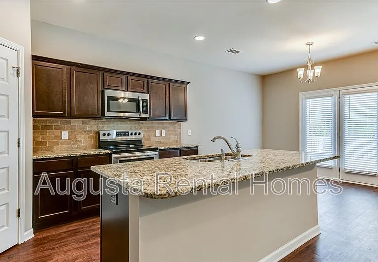 5060 Vine Ln — Photo 11