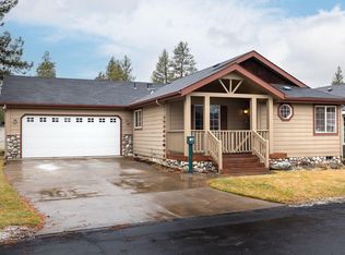 228 N Wheeler Loop, Sisters, OR 97759