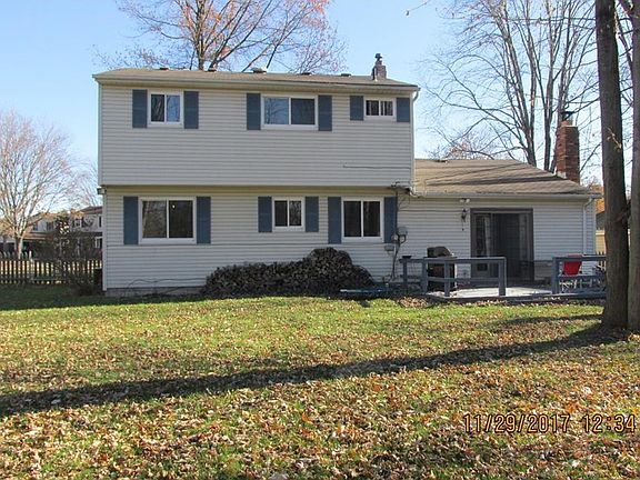 2nd image of 27386 Nantucket Dr