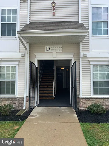 110 Lionheart Ln Photo 1