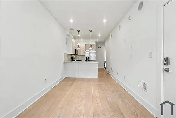 1843 E Huntingdon St #A — Photo 3