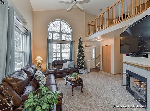 3rd image of 234 Abington Ln #0