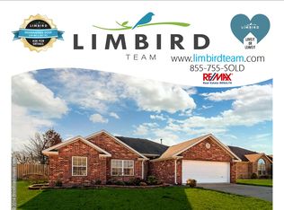 5681 E Country Rdg, Fayetteville, AR 72701