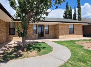 404 Sunbeam Ave, Alamogordo, NM 88310