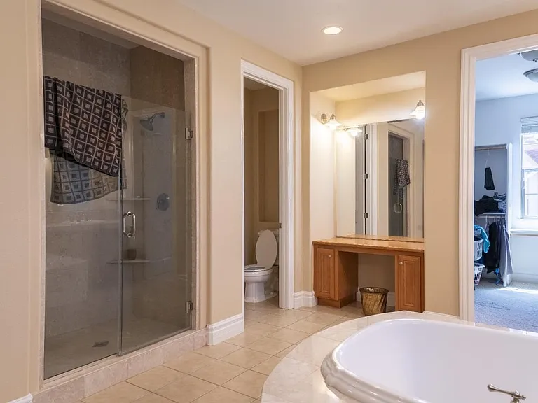 1101 Macias Ln — Photo 9