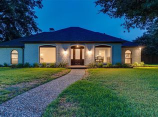 7330 Roundrock Rd, Dallas, TX 75248