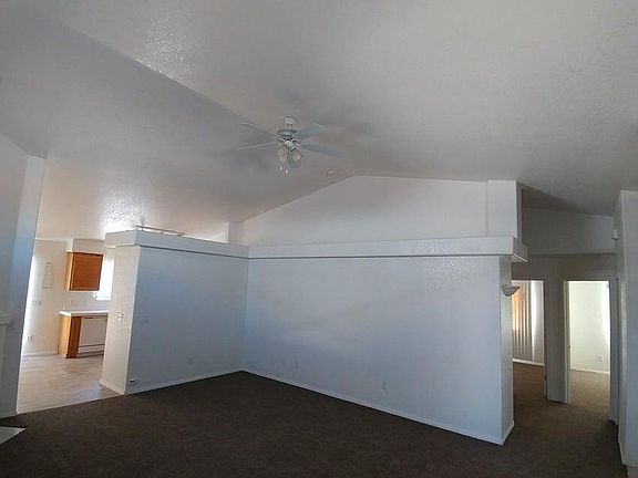4th image of 9137 Evelyn Ave