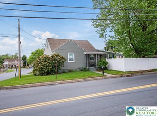 30 Morgan Hill Rd, Easton, PA 18042