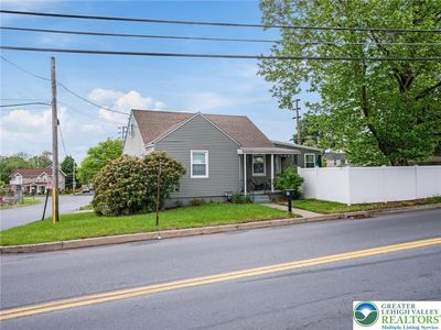 30 Morgan Hill Rd, Easton, PA, 18042