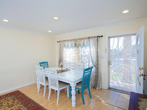 5th image of 1135 E Wilson Ave APT 1