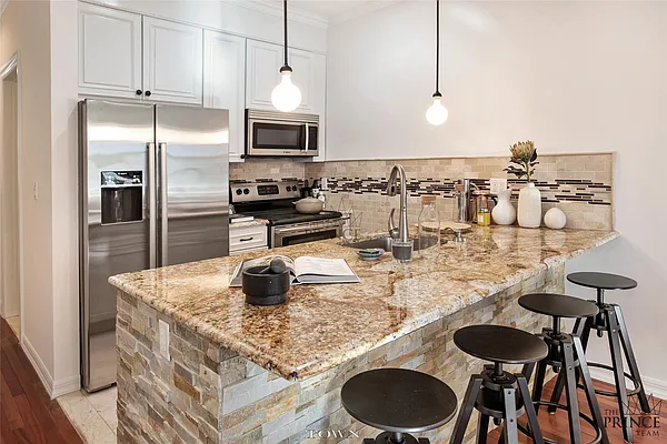 Sold by Town Residential | media 4