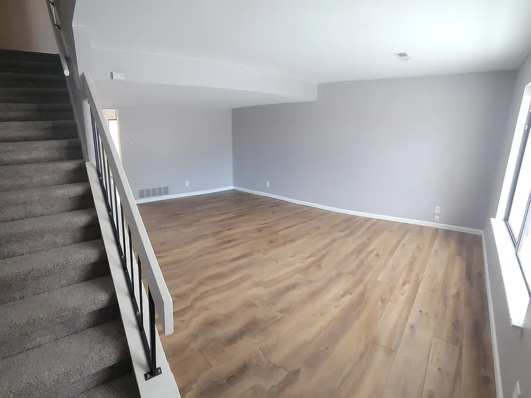 1901 Nancy Ct #7 — Photo 8