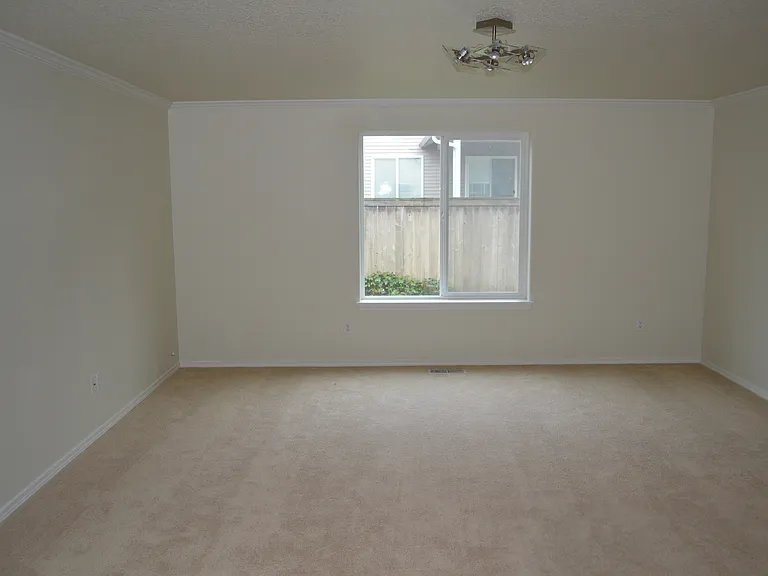15018 NE 68th Way — Photo 9