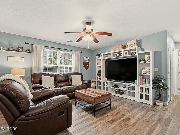 1621 Maple View Way #30E — Photo 5