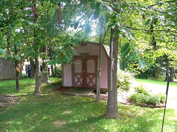 10 x 14 storage shed