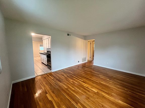 3rd image of 11017 Saint Girard Ln