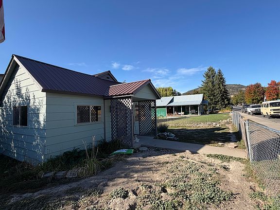 4th image of 550 S Hofstetter St