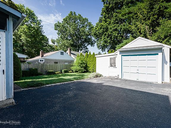5th image of 31 Miller St