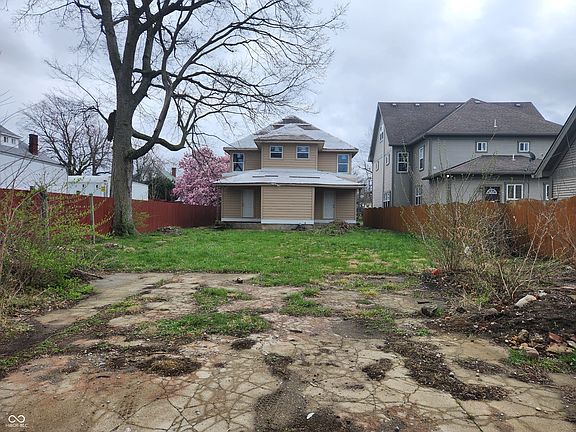 4th image of 2626-2628 Carrollton Ave