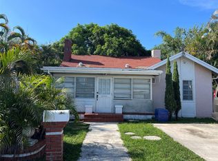 1719 Hayes St, Hollywood, FL 33020