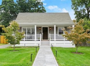 48 Brookdale Rd, Fairfield, CT 06824