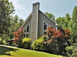 54 Keepsake Ln, Whittier, NC 28789