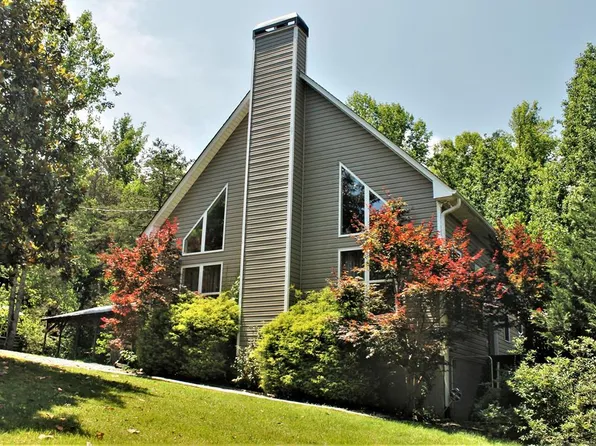 54 Keepsake Ln, Whittier, NC 28789