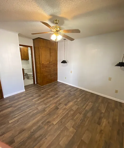Timberlane Apartments — Photo 13