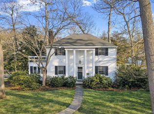 61 Squirrel Hill Road, East Hills, NY 11577