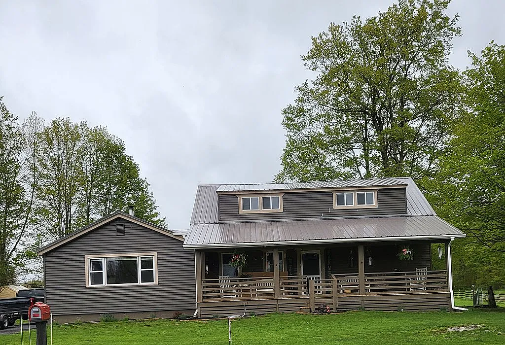 6259 Sleepy Hollow Rd photo 1