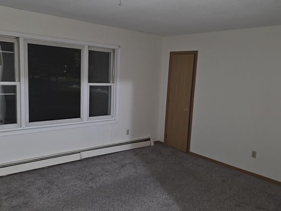 2nd image of 822 20th St NW #1