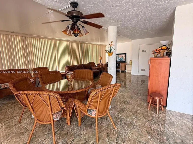 17801 N Bay Rd #206 — Photo 13
