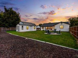 2652 W Whitestone Dr, Meridian, ID 83646