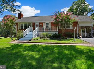 7023 Utica St, Springfield, VA 22150