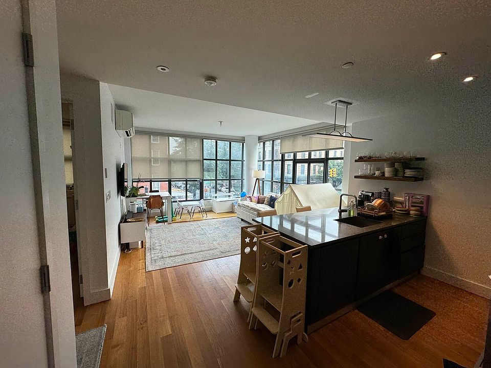 1st image of 1040 Dean St APT 205