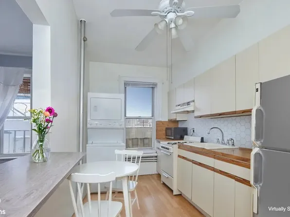 8015 6th Avenue image 1 of 7