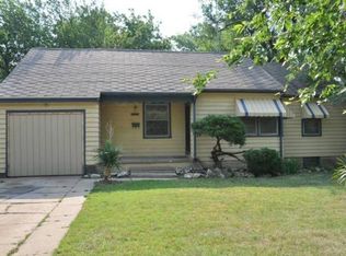 1714 N Glendale Ave, Wichita, KS 67208